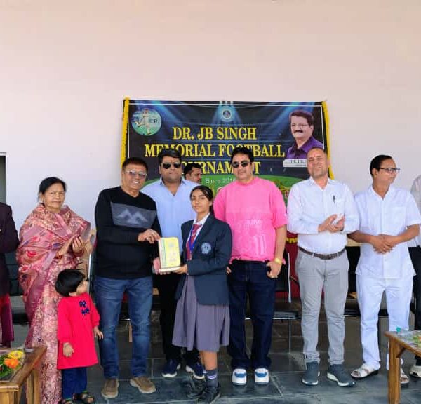 राजनांदगांव: बाल दिवस पर रॉयल किड्स कॉन्वेंट में मेधावी छात्रों एवं शिक्षकों का हुआ सम्मान…