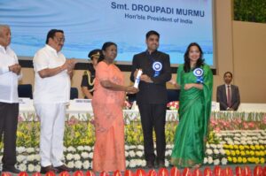 दिल्ली विज्ञान भवन में दो राष्ट्रीय पुरस्कारों से सम्मानित हुआ राजनांदगांव…