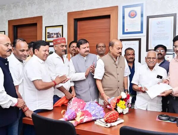 डोमनलाल कोर्सेवाड़ा ने अनुसूचित जाति विकास प्राधिकरण के उपाध्यक्ष का पदभार ग्रहण किया…