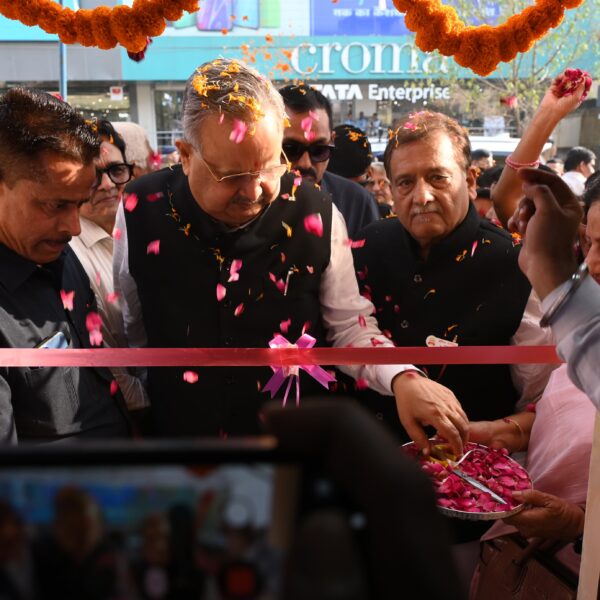 जिला कैट का नया कार्यालय स्थानीय व्यापारियों को उनके हितों की रक्षा में महत्वपूर्ण भूमिका निभाएगा – डॉ. रमन सिंह…