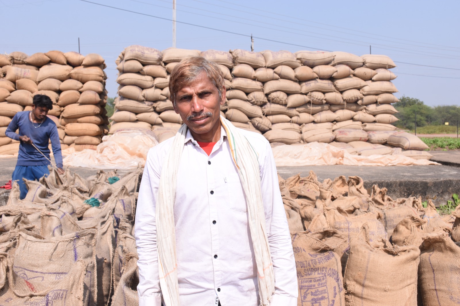 शासन की कृषक उन्नति योजना और समर्थन मूल्य पर धान खरीदी से छोटे किसान भी प्रगति की ओर अग्रसर – किसान भोजराम…