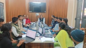 फार्मासिस्ट प्रभारियों का प्रशिक्षण सह कार्यशाला आयोजित खैरागढ…