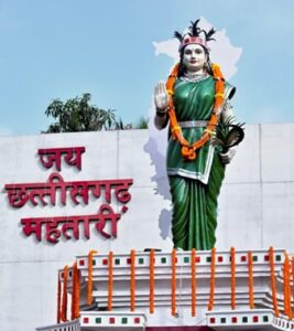 रायपुर : मुख्यमंत्री ने छत्तीसगढ़ महतारी की प्रतिमा पर माल्यार्पण कर उन्हें नमन किया…