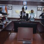 रायपुर : राजभवन सचिवालय के अधिकारियों-कर्मचारियों ने संविधान की प्रस्तावना का किया वाचन…