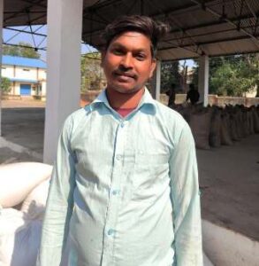 रायपुर : युवा किसान विवेक कुमार राजवाड़े ने बेचा 40 क्विंटल धान…