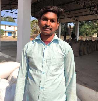 रायपुर : युवा किसान विवेक कुमार राजवाड़े ने बेचा 40 क्विंटल धान…