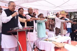 राजनांदगांव : विधानसभा अध्यक्ष ने जनसमुदाय को दिलाया नशा मुक्त भारत का संकल्प…