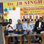 राजनांदगांव : यातायात पुलिस द्वारा लायंस क्लब राजनांदगांव सिटी द्वारा&hellip;