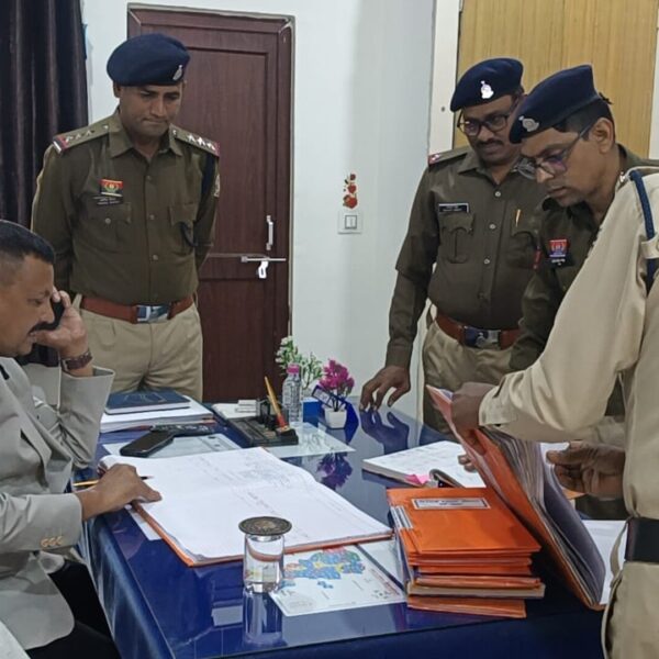 थाना सहसपुर लोहारा का पुलिस अधीक्षक धर्मेन्द्र सिंह द्वारा वार्षिक निरीक्षण कबीरधाम…