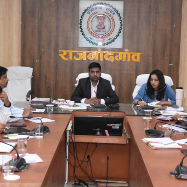 कलेक्टर ने प्रधानमंत्री सूर्यघर मुफ्त बिजली योजना अंतर्गत सोलर पैनल लगाने के कार्य में गति लाने के दिए निर्देश…