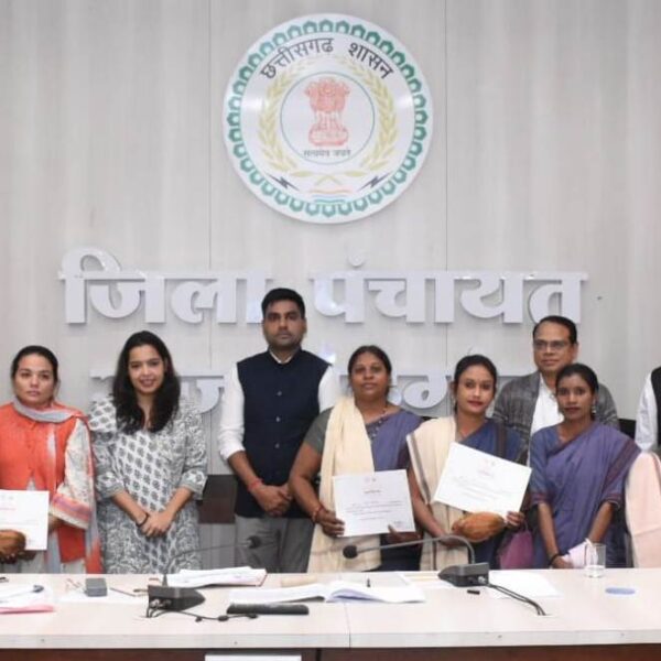 कलेक्टर ने महिला एवं बाल विकास विभाग, स्वास्थ्य विभाग एवं एनआरएलएम की ली संयुक्त बैठक…