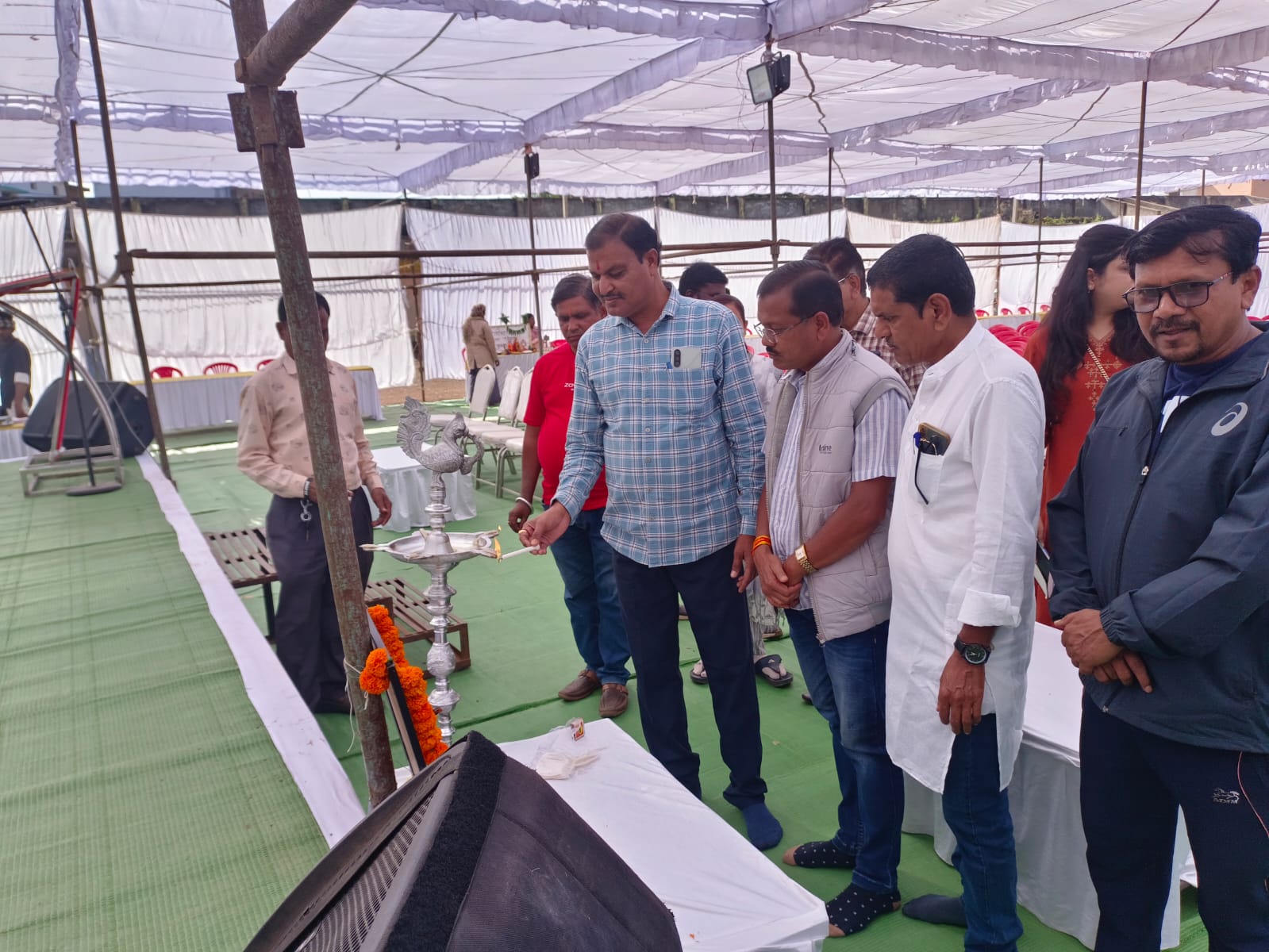 राजनांदगांव: सुशासन तिहार अंतर्गत मोतीपुर स्कूल में आयोजित शिविर का महापौर ने किया शुभारंभ…