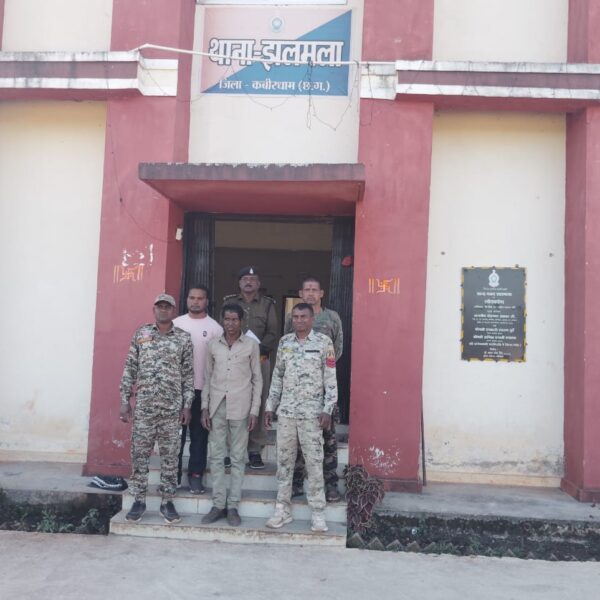 तीन युवकों पर धारदार टंगिया से जानलेवा हमला करने वाला आरोपी गिरफ्तार…