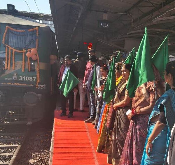 मुख्यमंत्री तीर्थ दर्शन योजना अंतर्गत 800 तीर्थयात्रियों को तीर्थयात्रा के लिए किया गया रवाना…