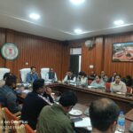 समय-सीमा की बैठक में प्रशासनिक कार्यों की समीक्षा, योजनाओं में गति लाने के निर्देश…
