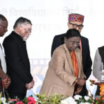रायपुर : राष्ट्रपति द्रौपदी मुर्मू ने ‘जशक्राफ्ट’ एवं जशपुर की जनजातीय मातृशक्ति के कौशल की सराहना की..