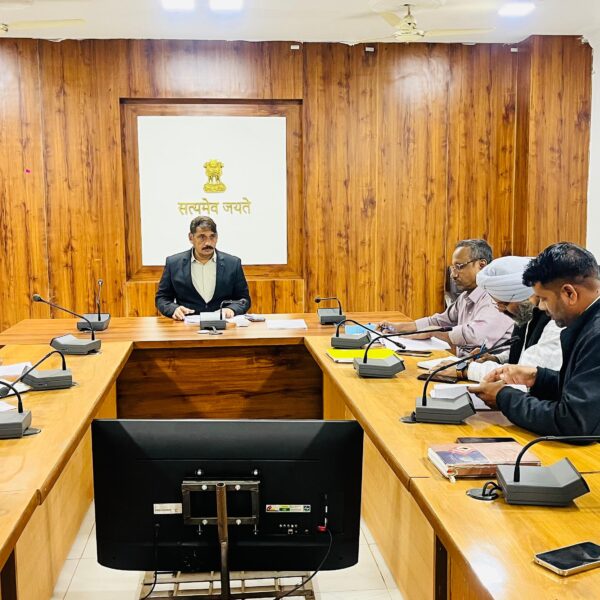 कबीरधाम जिले के एक गांव को बनाया जाएगा मॉडल सोलर विलेज…