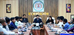 जीवन को सुरक्षित रखने के लिए वाहन चलाते समय रखें आवश्यक सावधानी – कलेक्टर