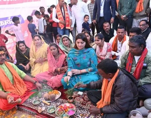 ग्रामीण विकास सशक्त प्रदेश की नींव ,भावना बोहरा oपंडरिया विधायक ने 14 किमी सड़क निर्माण का किया भूमिपूजन…