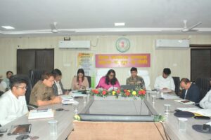 जिले में मादक पदार्थों के अवैध कारोबार पर नियंत्रण हेतु बनाए कार्ययोजना-कलेक्टर तुलिका प्रजापति…