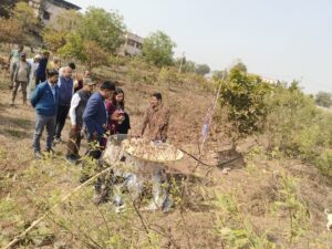 कलेक्टर ने ग्रामीण क्षेत्रों में जल संरक्षण की दिशा में मिशन जल रक्षा के तहत निर्मित जल संरचनाओं का किया गहन निरीक्षण…