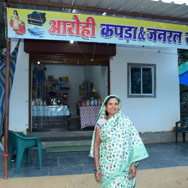 रायपुर : लखपति दीदी राशोबाई ने मेहनत और समूह सहयोग से कायम की आत्मनिर्भरता की मिसाल…