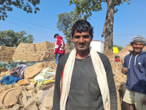 रायपुर : मोहन खेती में निवेश कर बढ़ा रहे उत्पादन…