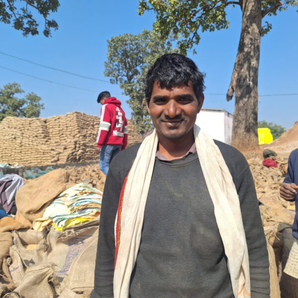 रायपुर : मोहन खेती में निवेश कर बढ़ा रहे उत्पादन…