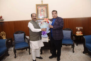 रायपुर : उप मुख्यमंत्री श्री अरुण साव की नई दिल्ली में केन्द्रीय सड़क परिवहन एवं राजमार्ग मंत्री श्री नितिन गडकरी से मुलाकात…