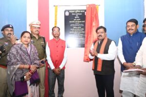 उप मुख्यमंत्री विजय शर्मा ने कबीरधाम में रेंज के पहले साइबर थाने का किया शुभारंभ…