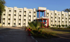 रायपुर : नक्सल प्रभावित क्षेत्रों में विज्ञान एवं वाणिज्य विषय के अध्ययन-अध्यापन के लिए मुख्यमंत्री विष्णु देव सरकार की विशेष पहल …