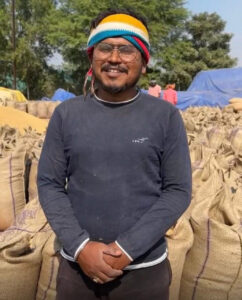 रायपुर : मेहनत, तकनीक और भरोसेमंद व्यवस्था ने बदली किसान की तक़दीर…