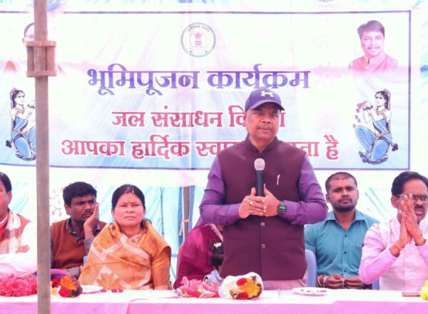 रायपुर : वन मंत्री केदार कश्यप ने बस्तर विकासखंड को दी 3.46 करोड़ रुपए के विकास कार्यों की दी सौगात …