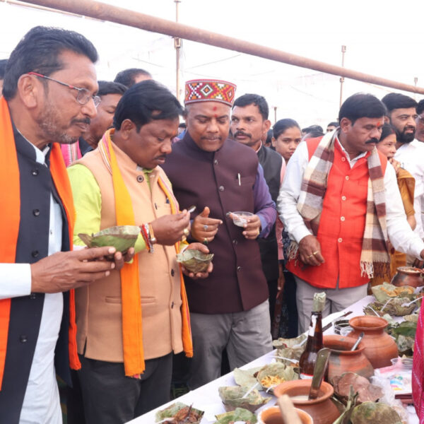 रायपुर : बस्तर पंडुम अंतर्गत बस्तर और बकावंड में लोक संस्कृति के महापर्व में मांदर की थाप पर थिरके कलाकार…
