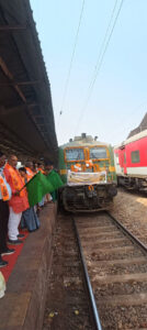 रायपुर : रामलला दर्शन योजना के अंतर्गत राजनांदगांव–दुर्ग रेलवे स्टेशन पर दिखा आस्था और उत्साह का अद्भुत संगम…