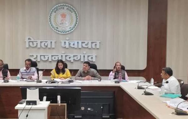 सीईओ जिला पंचायत ने पंचायत एवं ग्रामीण विकास विभाग द्वारा संचालित योजनाओं एवं विकास कार्यों के प्रगति की समीक्षा…