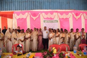 रायपुर : रामगढ़ में मितानिनों द्वारा आयोजित स्वास्थ्य पंचायत सम्मेलन में शामिल हुए पर्यटन एवं संस्कृति मंत्री श्री राजेश अग्रवाल…