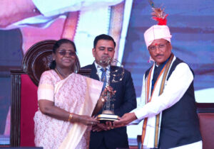 रायपुर : आदिवासियों की संस्कृति में बसती है छत्तीसगढ़ की आत्मा – राष्ट्रपति श्रीमती द्रौपदी मुर्मु…