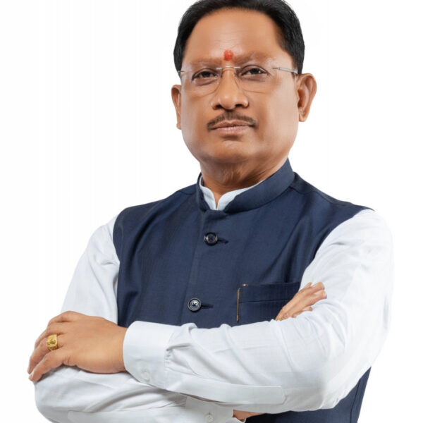 रायपुर : विशेष लेख :छत्तीसगढ़ में आदिवासी नेतृत्व गढ़ रहा है विकास के नए सोपान…