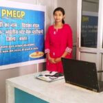 रायपुर : कम्प्यूटर कोचिंग से भविष्य सँवार रहीं हैं प्रियंका…