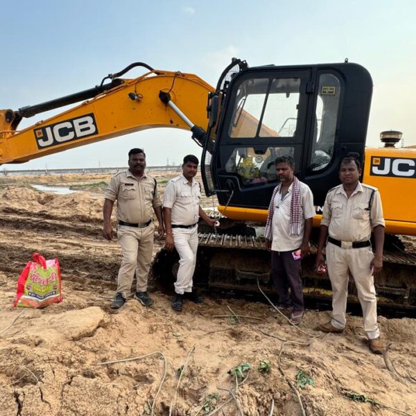 रायपुर : अवैध रेत परिवहन पर सख्ती…