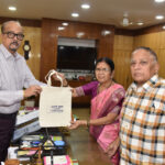 रायपुर : राज्यपाल श्री डेका से नो प्लास्टिक कैंपेन की&hellip;