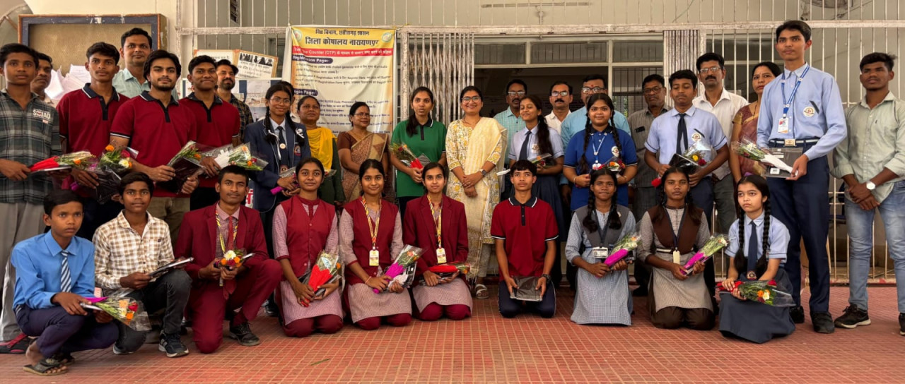 रायपुर : विशेष लेख : अबूझमाड़ की मेधा ने गढ़ दिया ‘नारायणपुर’ में शिक्षा के शिखर पर वनांचल की गौरवगाथा…